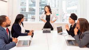 Gateware - Gateware na Mídia - Como estimular a “boa” política e evitar que a politicagem domine a sua empresa