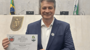 O CEO da Gateware, Francisco Luiz Ferreira, recebeu uma homenagem na Sessão Solene Alusiva ao Dia Internacional do Trabalho da Assembleia Legislativa do Paraná.