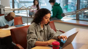 Gateware - GW na Midia - Como engajar a geração Z no ambiente de trabalho